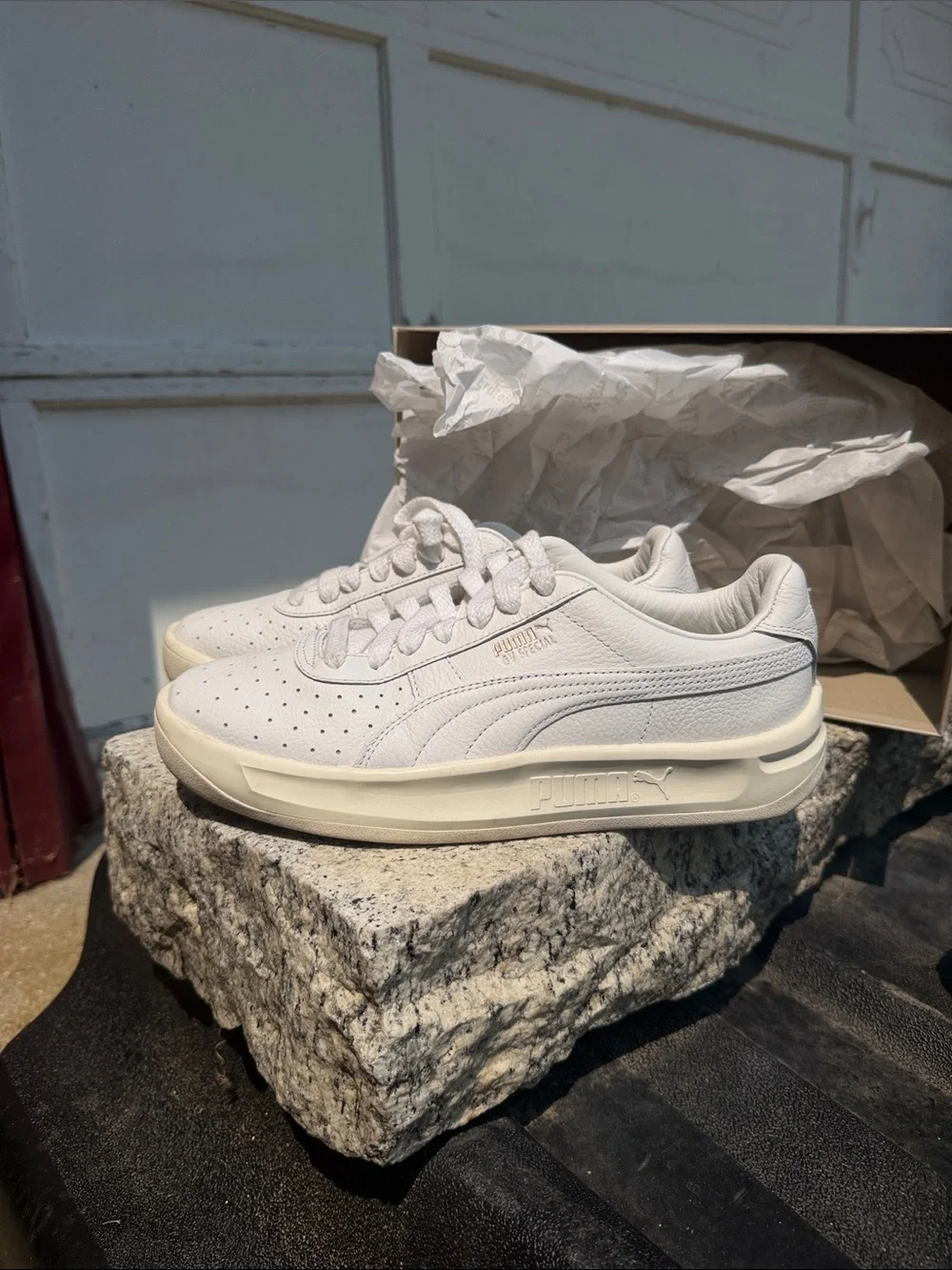 Puma Cream-White Leather Low-Top Sneakers